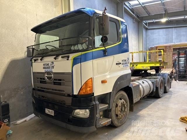 Hino 1ELPG-WPN وحدات الجر