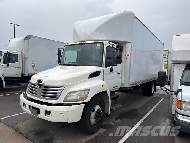 Hino 258 شاحنات ذات هيكل صندوقي