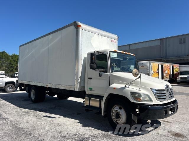 Hino 258 شاحنات ذات هيكل صندوقي