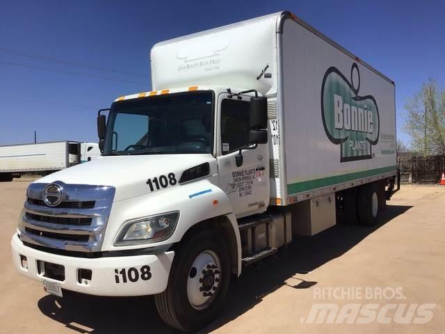 Hino 268 شاحنات ذات هيكل صندوقي