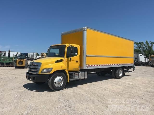 Hino 268 شاحنات ذات هيكل صندوقي