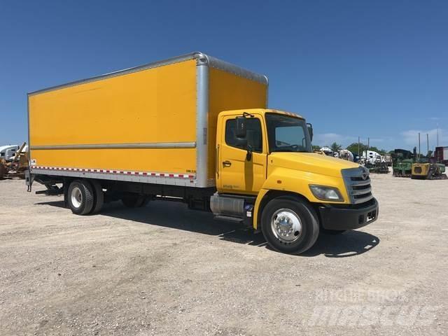 Hino 268 شاحنات ذات هيكل صندوقي