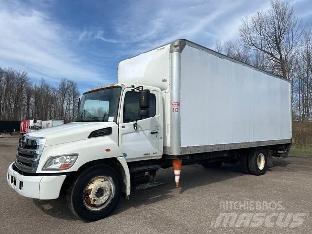 Hino 268 شاحنات ذات هيكل صندوقي