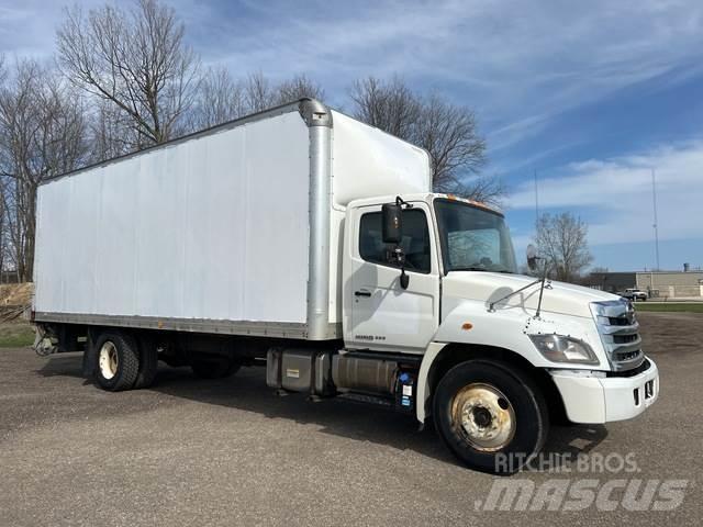 Hino 268 شاحنات ذات هيكل صندوقي