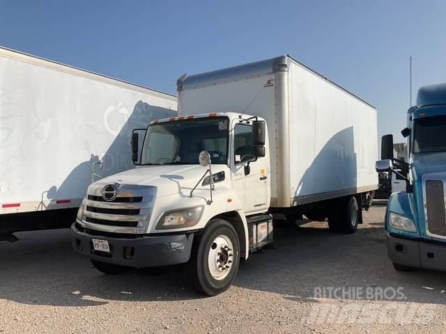 Hino 268 شاحنات ذات هيكل صندوقي