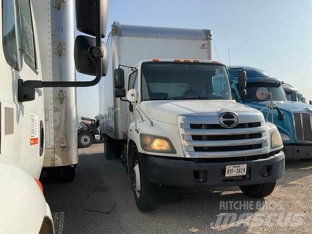 Hino 268 شاحنات ذات هيكل صندوقي