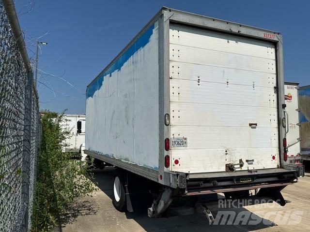 Hino 268 شاحنات ذات هيكل صندوقي