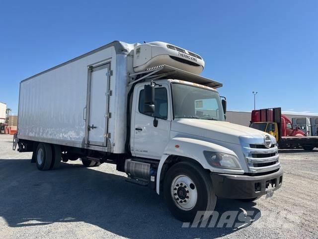 Hino 268 شاحنات بدرجة حرارة قابلة للضبط