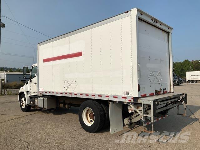 Hino 268 شاحنات ذات هيكل صندوقي