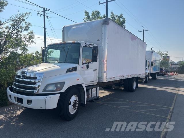 Hino 268 شاحنات ذات هيكل صندوقي