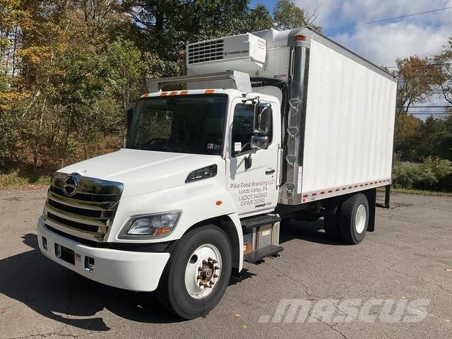 Hino 268 شاحنات بدرجة حرارة قابلة للضبط