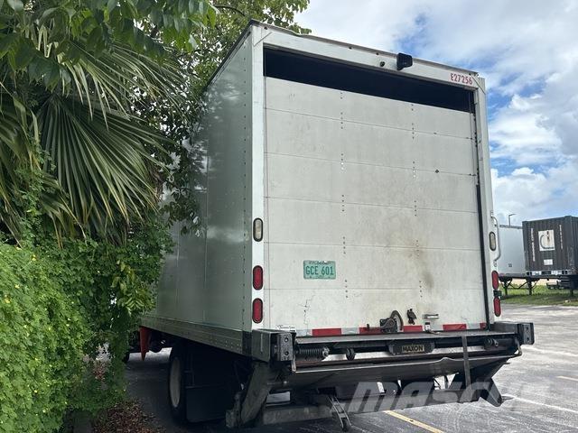 Hino 268 شاحنات ذات هيكل صندوقي