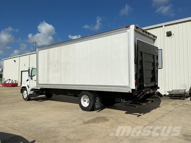 Hino 268 شاحنات ذات هيكل صندوقي