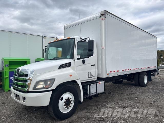 Hino 268 شاحنات ذات هيكل صندوقي