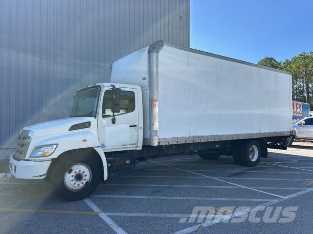 Hino 268 شاحنات ذات هيكل صندوقي