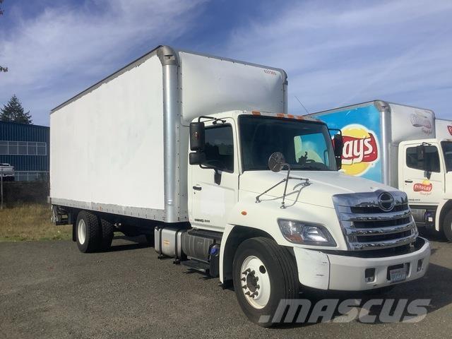 Hino 268 شاحنات ذات هيكل صندوقي