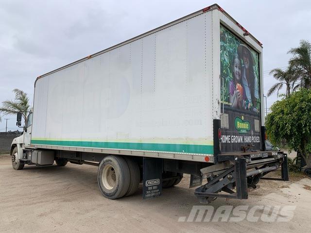 Hino 268 شاحنات ذات هيكل صندوقي