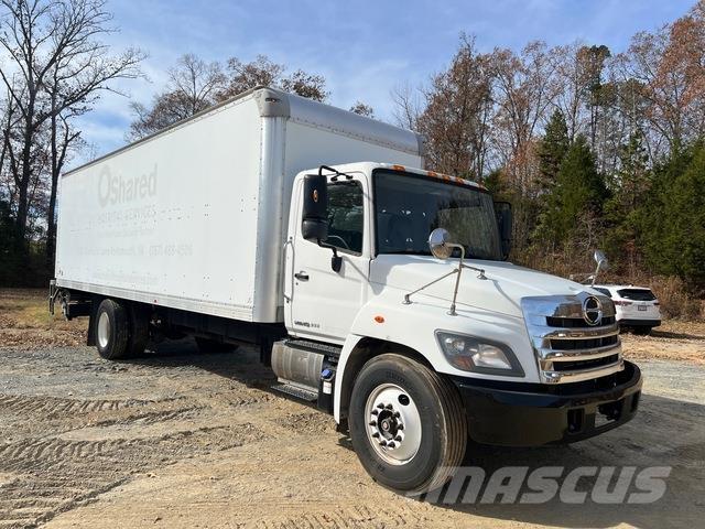 Hino 269 شاحنات ذات هيكل صندوقي