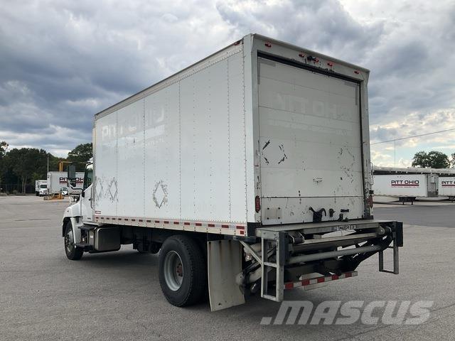 Hino 338 شاحنات ذات هيكل صندوقي