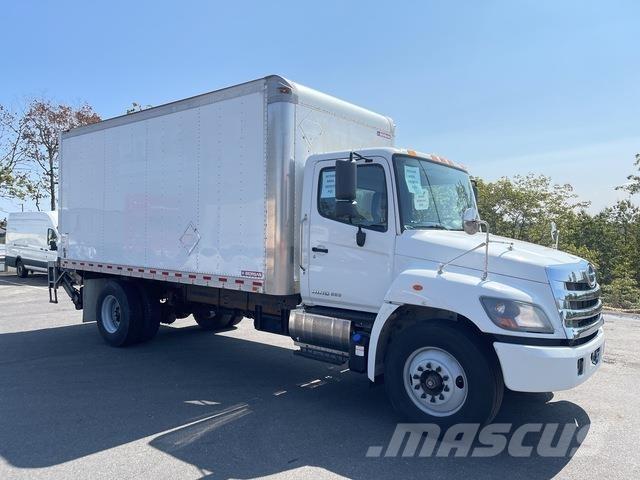 Hino 338 شاحنات ذات هيكل صندوقي