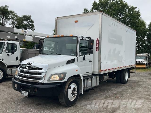 Hino 338 شاحنات المخلفات