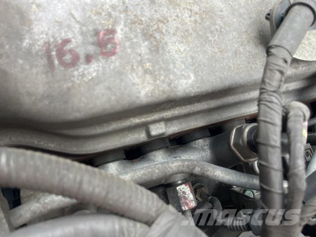 Hino FC شاحنات ذات هيكل صندوقي