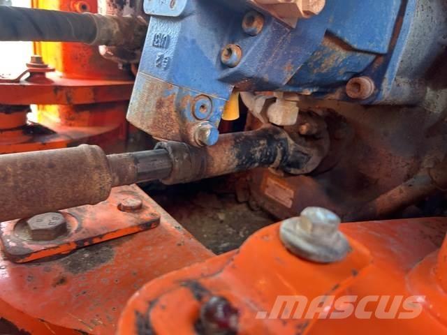 Hitachi ZW120 لوادر بعجل
