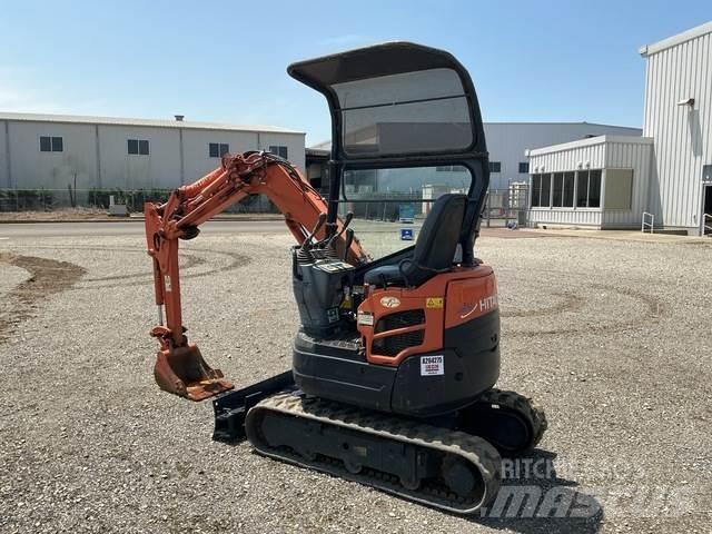 Hitachi ZX15UR حفارات زحافة