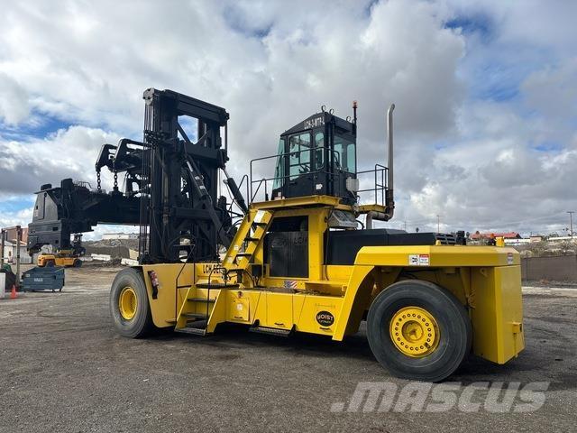 Hoist  مناولات حاويات