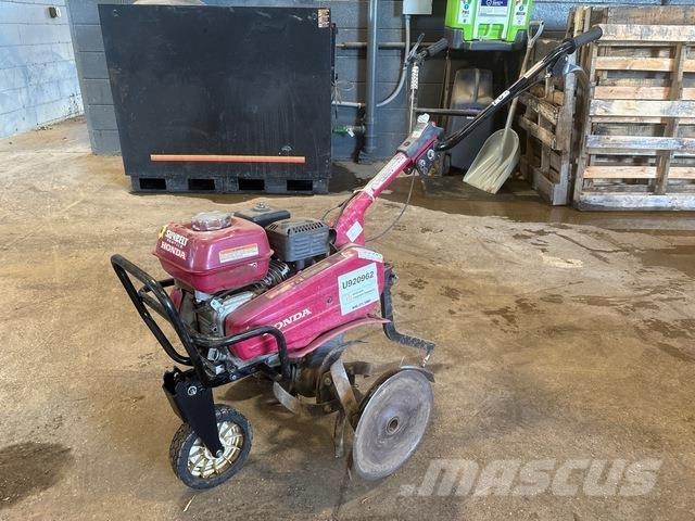 Honda FC600AC الكاسحات وقلابات التربة ذات المحركات