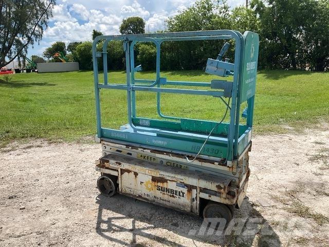 Hy-Brid HB1430 رافعات مقصية الشكل