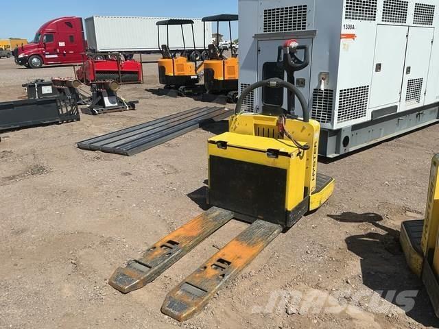 Hyster B60ZAC شاحنة يدوية بمنصة نقالة