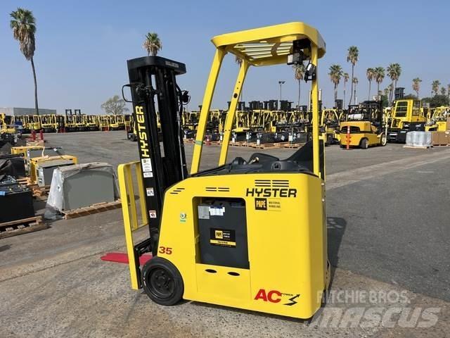 Hyster E35HSD3 شاحنات ذات رافعات شوكية تعمل بالكهرباء