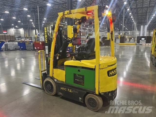 Hyster E50XN شاحنات ذات رافعات شوكية تعمل بالكهرباء