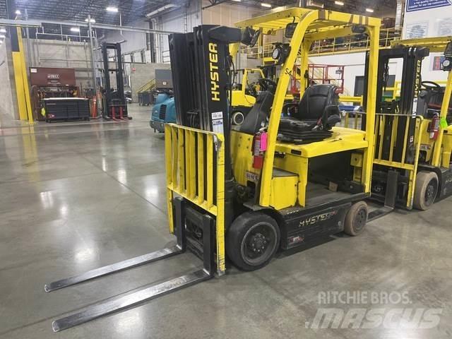 Hyster E50XN شاحنات ذات رافعات شوكية تعمل بالكهرباء