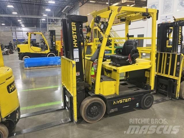 Hyster E50XN شاحنات ذات رافعات شوكية تعمل بالكهرباء