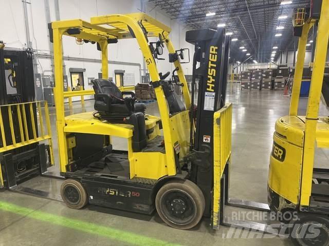 Hyster E50XN شاحنات ذات رافعات شوكية تعمل بالكهرباء