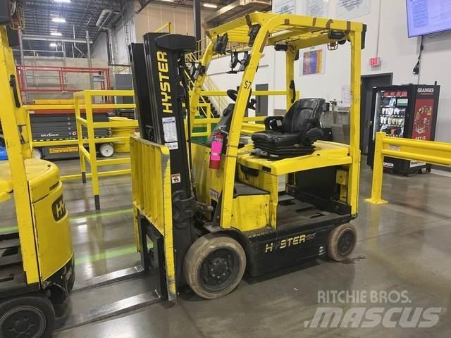 Hyster E50XN شاحنات ذات رافعات شوكية تعمل بالكهرباء
