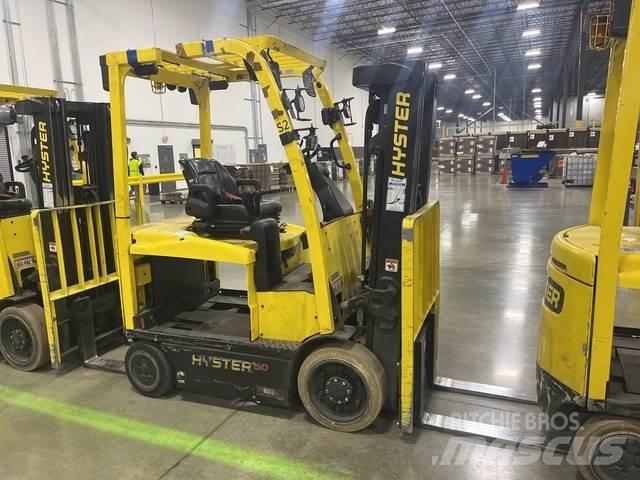 Hyster E50XN شاحنات ذات رافعات شوكية تعمل بالكهرباء