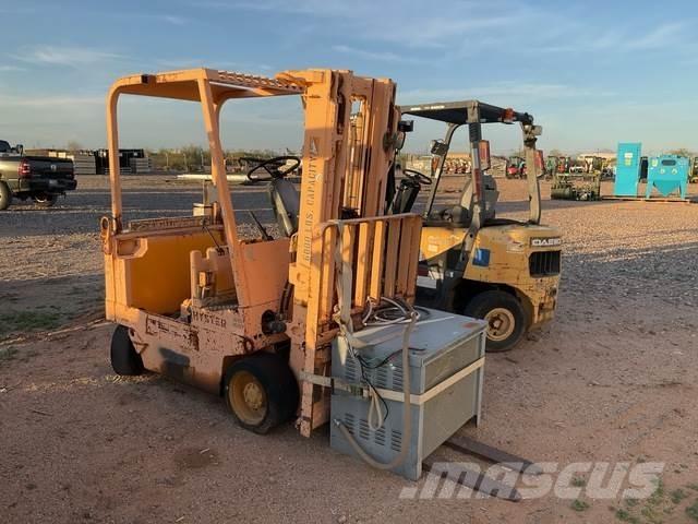 Hyster E60XL شاحنات ذات رافعات شوكية تعمل بالكهرباء