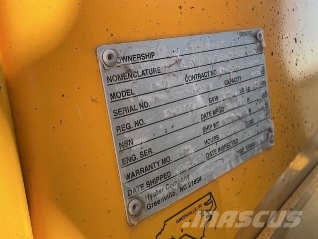 Hyster E65Z-40 شاحنات ذات رافعات شوكية تعمل بالكهرباء