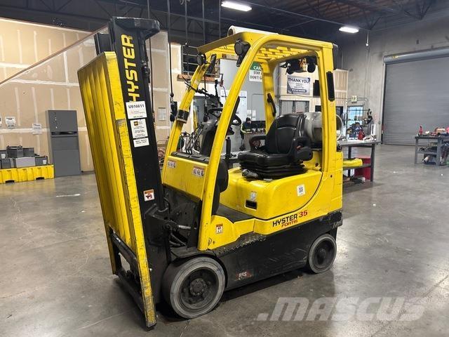 Hyster S35FT شاحنات ذات رافعات شوكية - أخرى