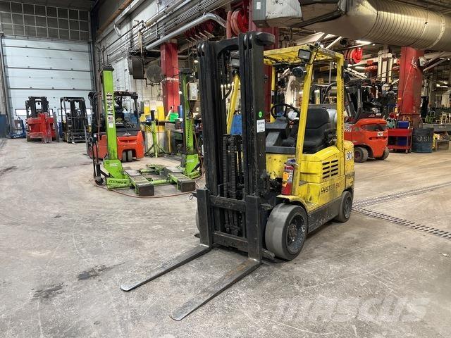 Hyster S60XM شاحنات ذات رافعات شوكية - أخرى