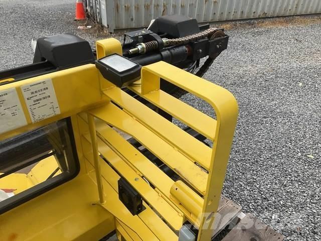 Hyster V30XMU معدات الرفع متوسط المستوى