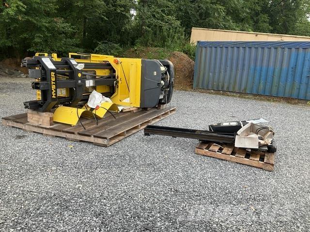 Hyster V30XMU معدات الرفع متوسط المستوى