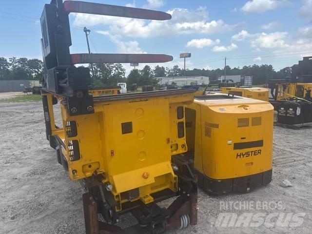 Hyster V30ZMU معدات الرفع متوسط المستوى