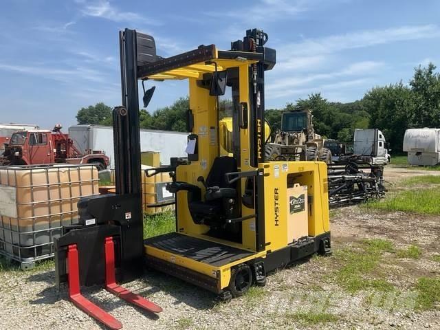 Hyster V30ZMU معدات الرفع متوسط المستوى