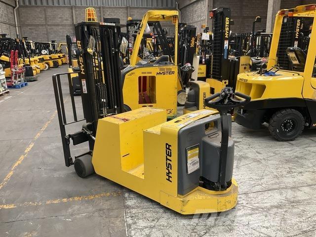 Hyster W40ZC شاحنة يدوية بمنصة نقالة