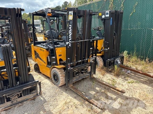 Hyundai 25B-9U شاحنات ذات رافعات شوكية تعمل بالكهرباء