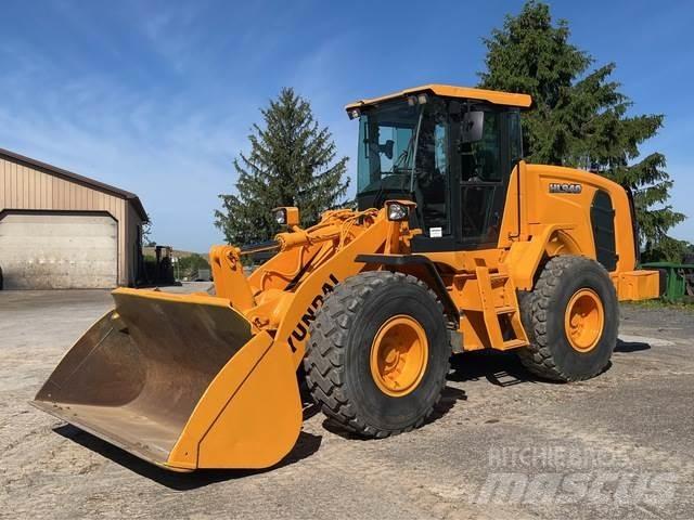 Hyundai HL940 لوادر بعجل